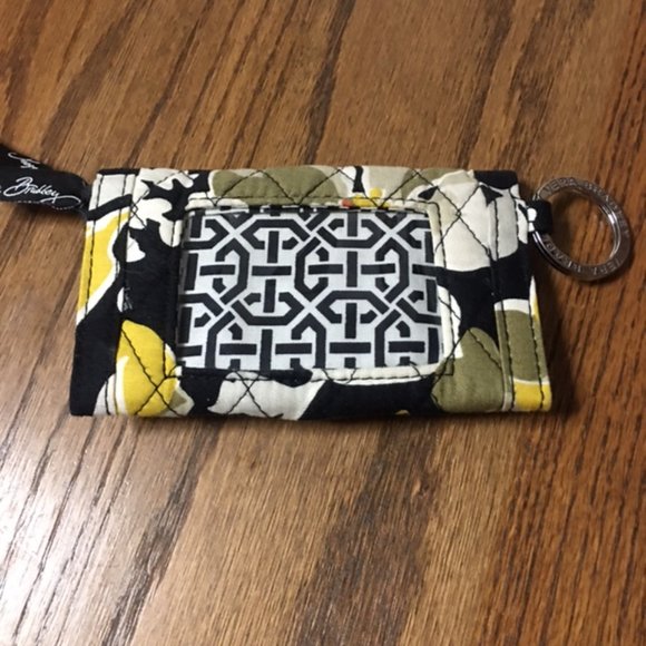 Vera Bradley Key Chain/ID Holder/and Card--Change Lock Wallet - Picture 3 of 10